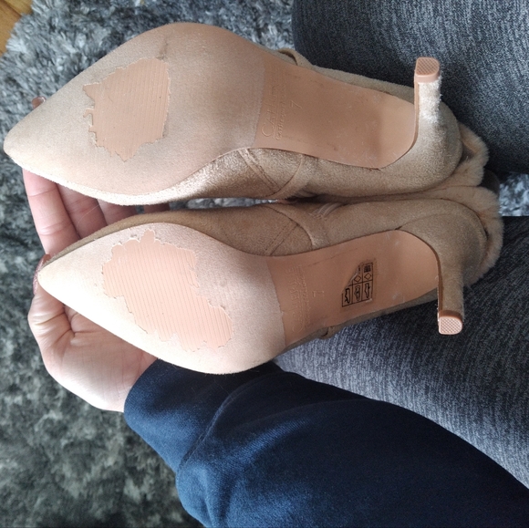 Faux fur heel boots - Picture 3 of 12